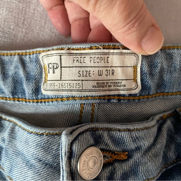 Free People Rita crop flare frayed hem jeans - Picture 6 of 13